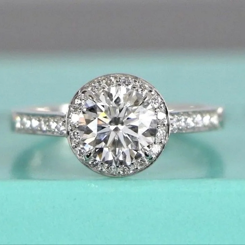 Tiffany & Co platinum diamond ring